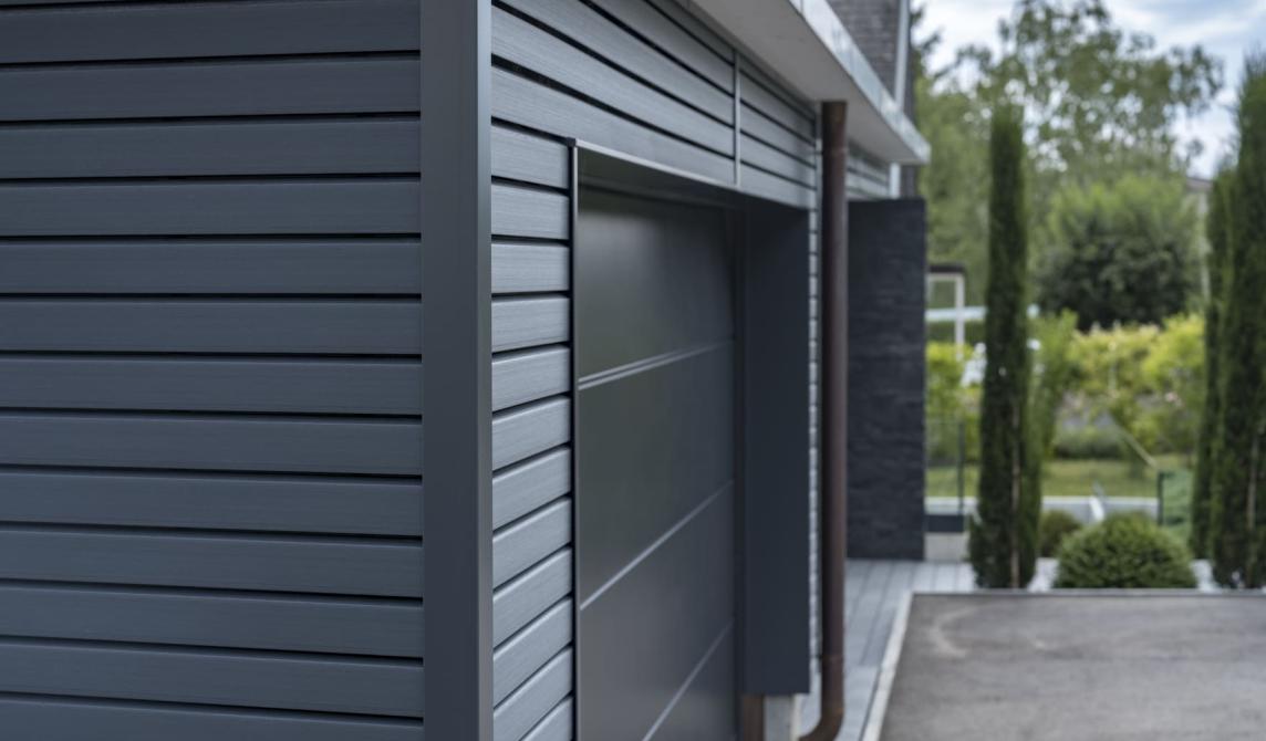 Vue du bardage de l'hotel Toubana, trois quard angle